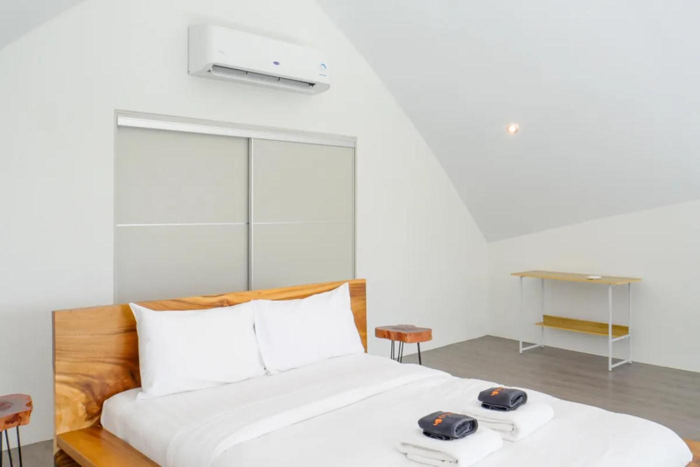 Phra Chan Villa 2Br - Infinity Pool & Sea View Chaweng-stranden Eksteriør billede